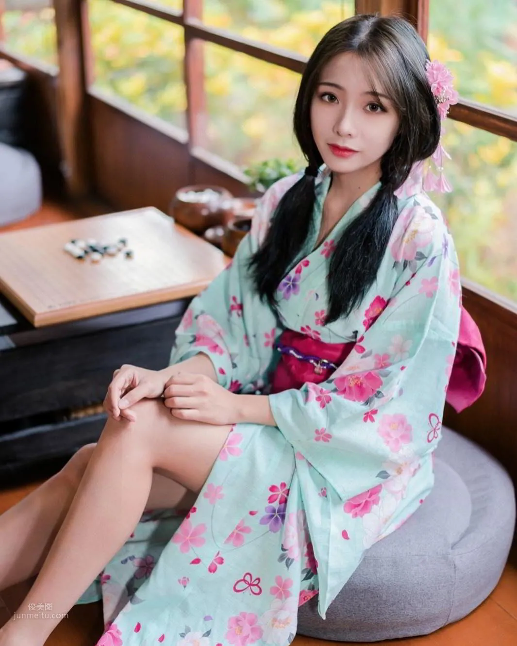 紅豆餅女神蕭卉君，氣質美若天仙，驚現爆好身材 13