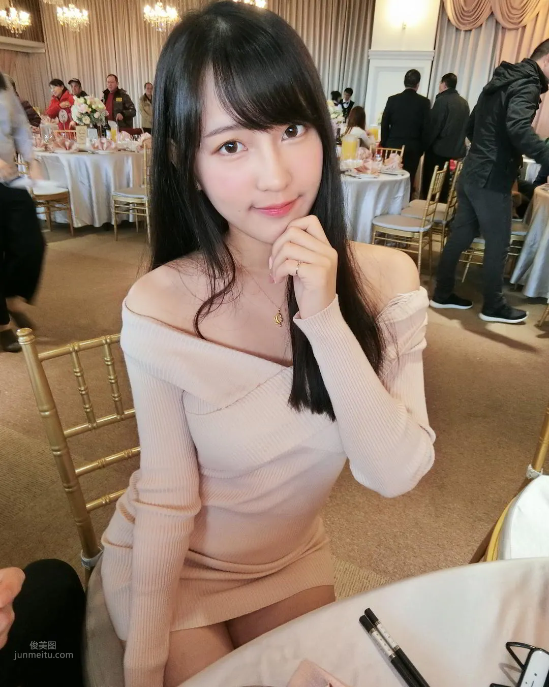 鄰家女孩依梨 不小心曝光神秘地帶 3