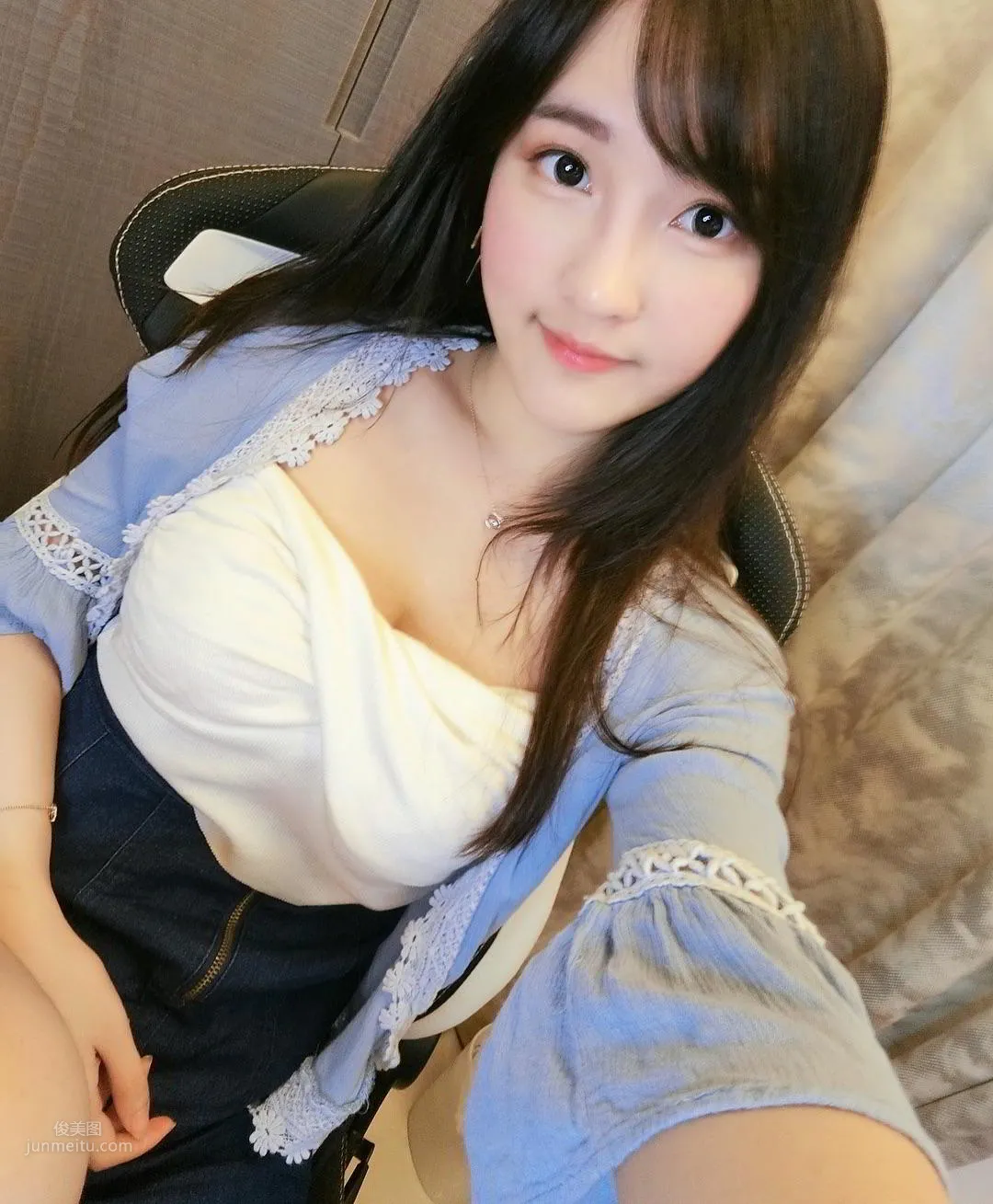 鄰家女孩依梨 不小心曝光神秘地帶 28