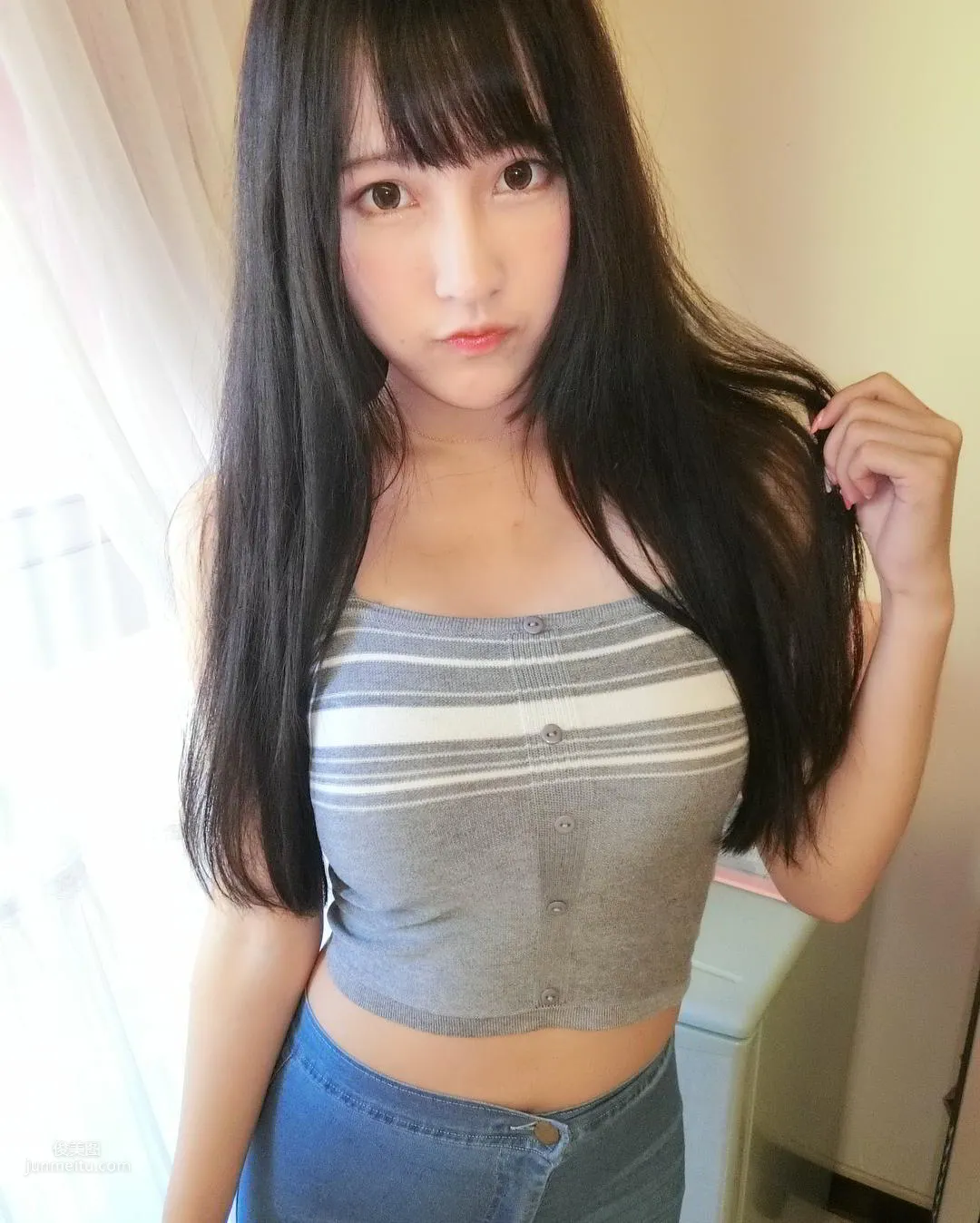 鄰家女孩依梨 不小心曝光神秘地帶 1