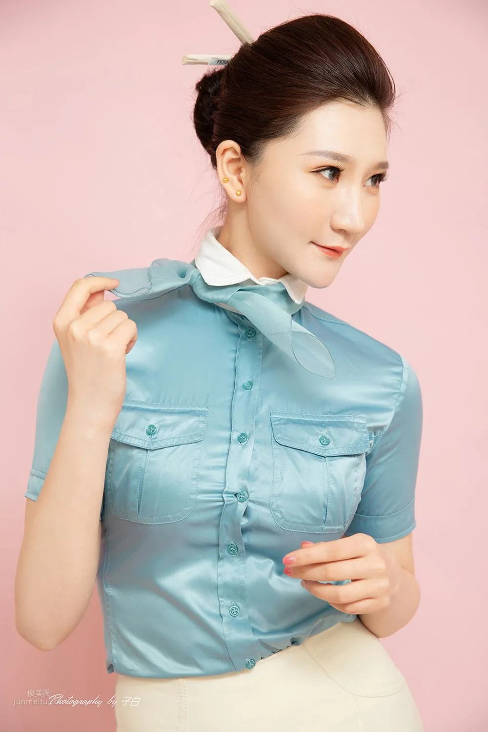 [TouTiao頭條女神] 2019-04-01 COS大韓航空空姐 11