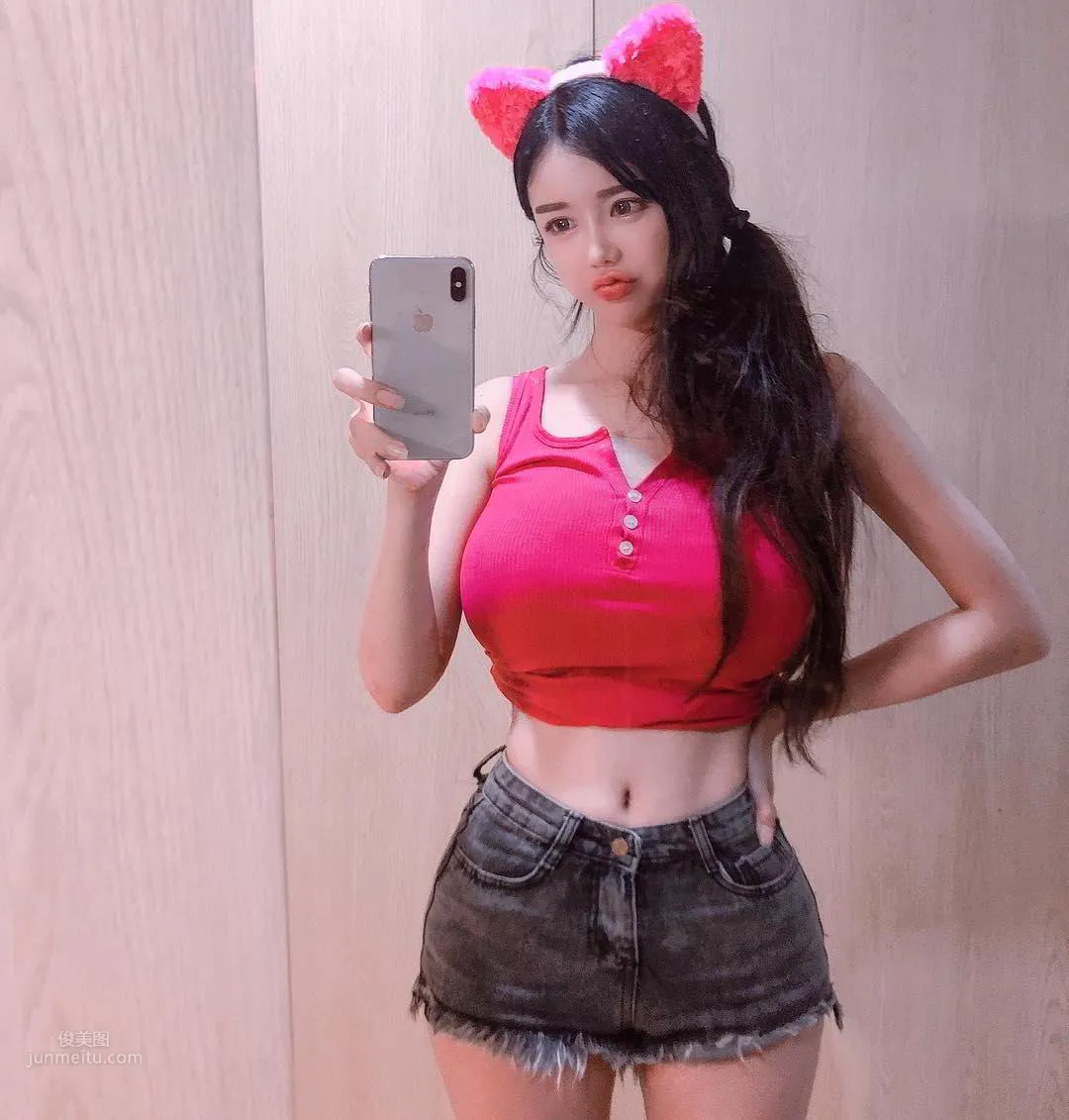 南韓夢幻女神李秀彬 炸裂身材視覺沖擊力 42