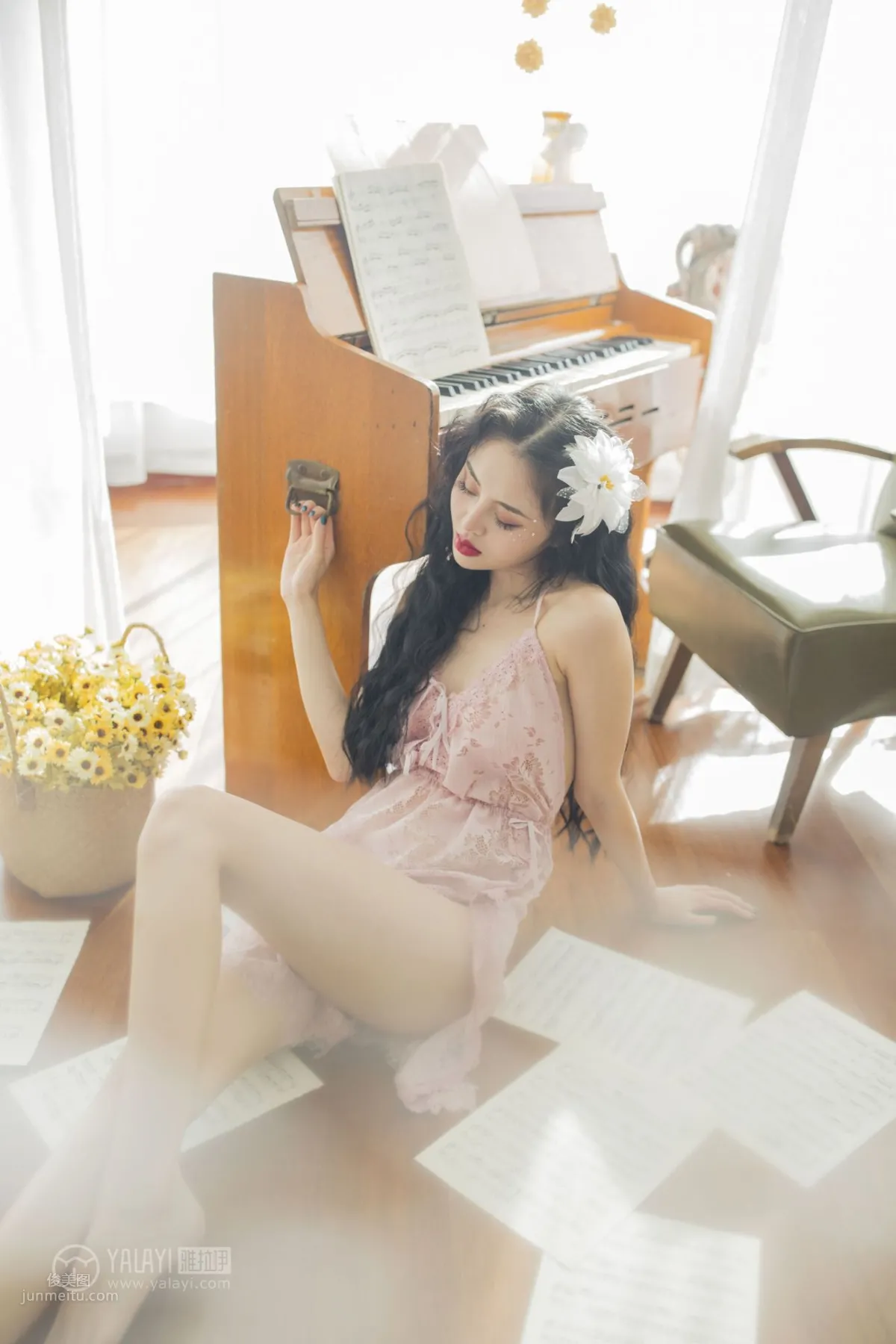 [YALAYI] 2018.12.24 No.150 Orange Warm Sunflower, Liang Er photo 15