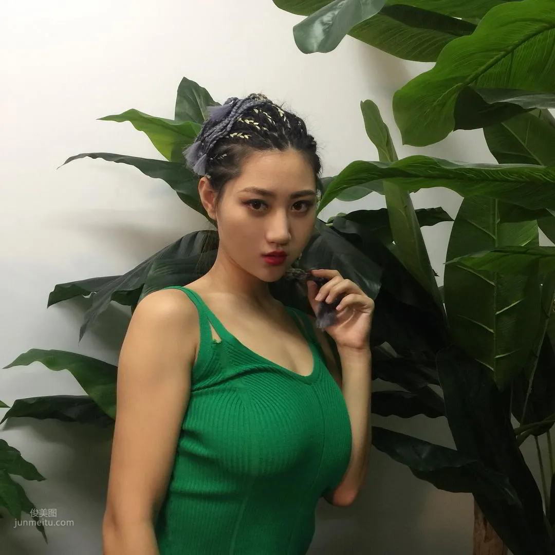 Weng Chenlu: Cassy Luu photo 28