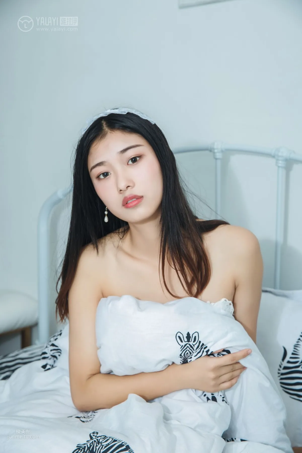 [YALAYI] 2018.11.16 No.124 Girl Next Door He Feng photo 37