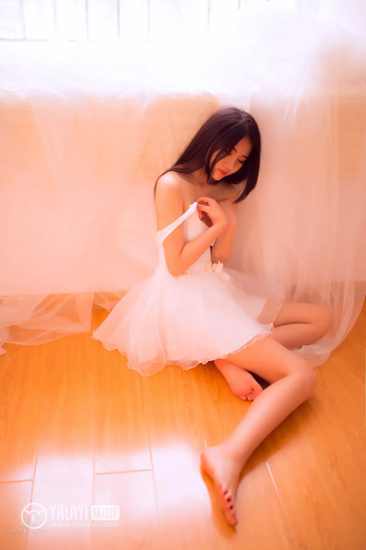 [YALAYI雅拉伊] 2018.10.15 No.089 同一个童话 刘小美_33