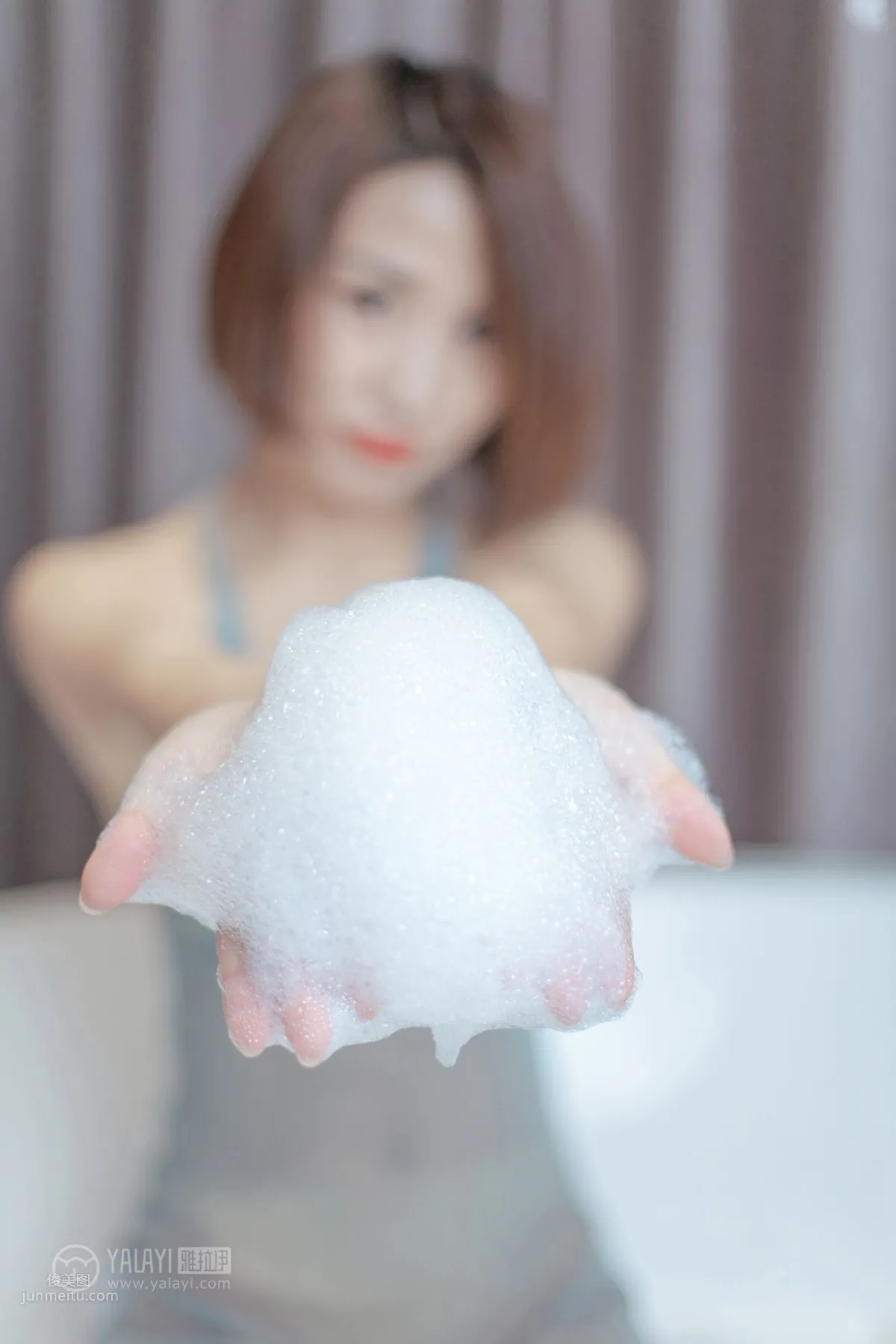 [YALAYI] 2018.12.14 No.144 Wet in Bath, Nothing on, Yan Ran photo 16