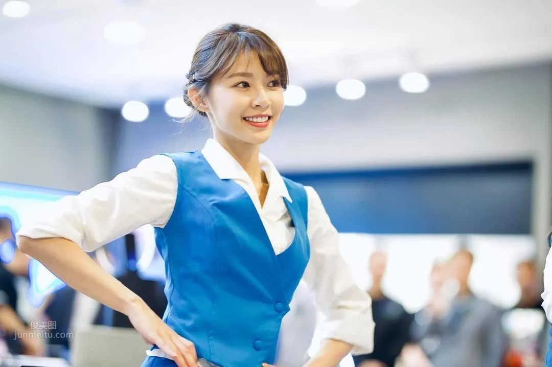 Yuri Chen: LamiGirls photo 9