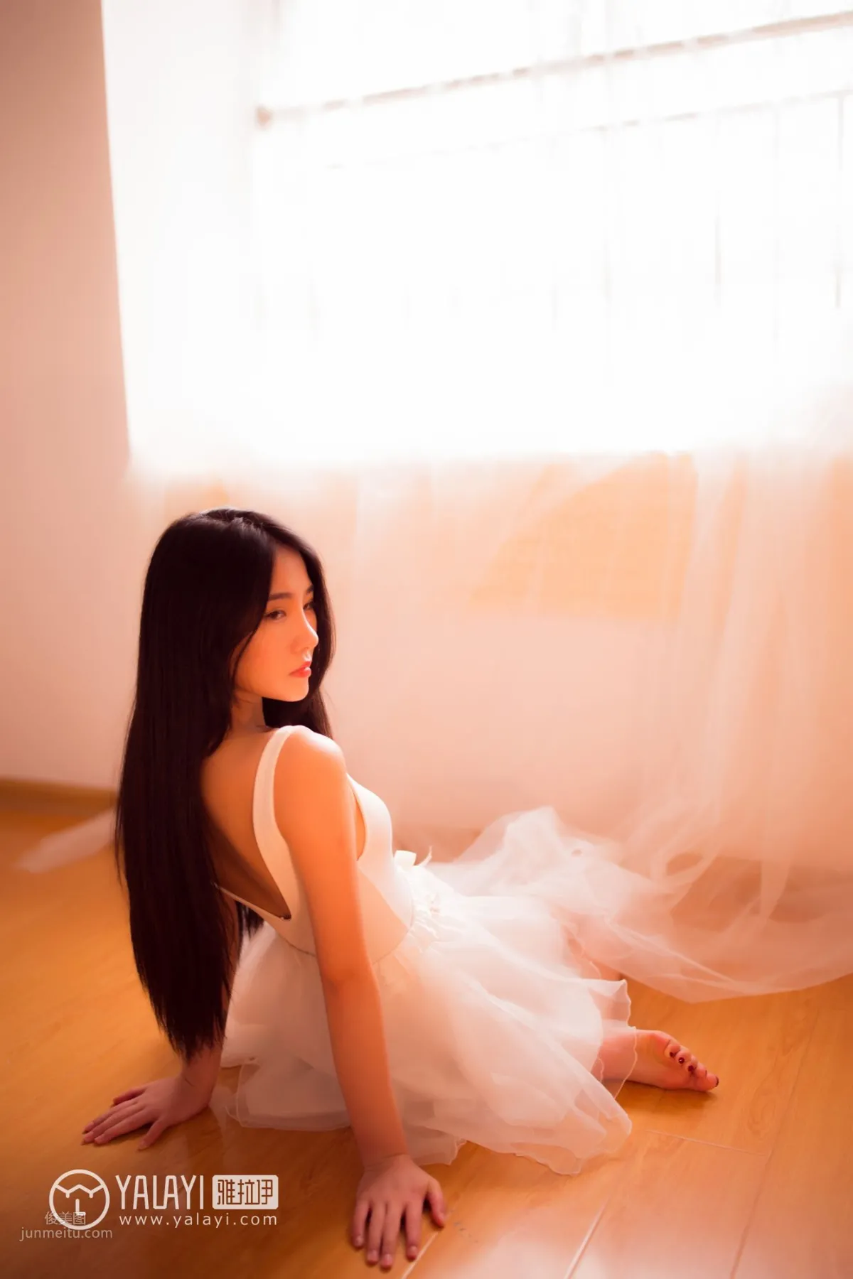 [YALAYI雅拉伊] 2018.10.15 No.089 同一个童话 刘小美_30