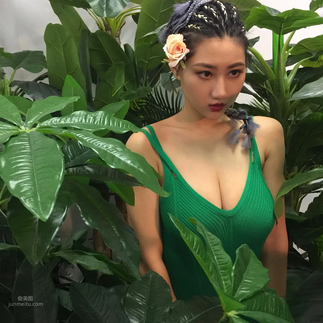 Weng Chenlu: Cassy Luu photo 26