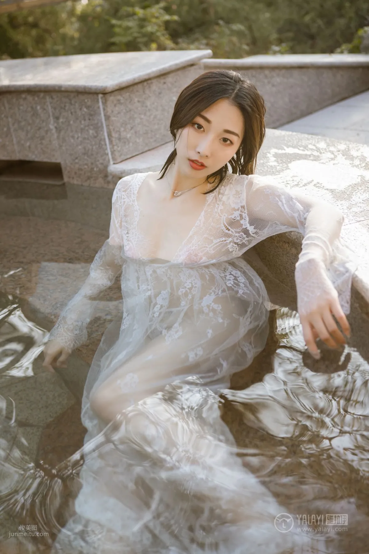 [YALAYI雅拉伊] 2019.01.07 No.161 隐隐的柔情 佳佳 22