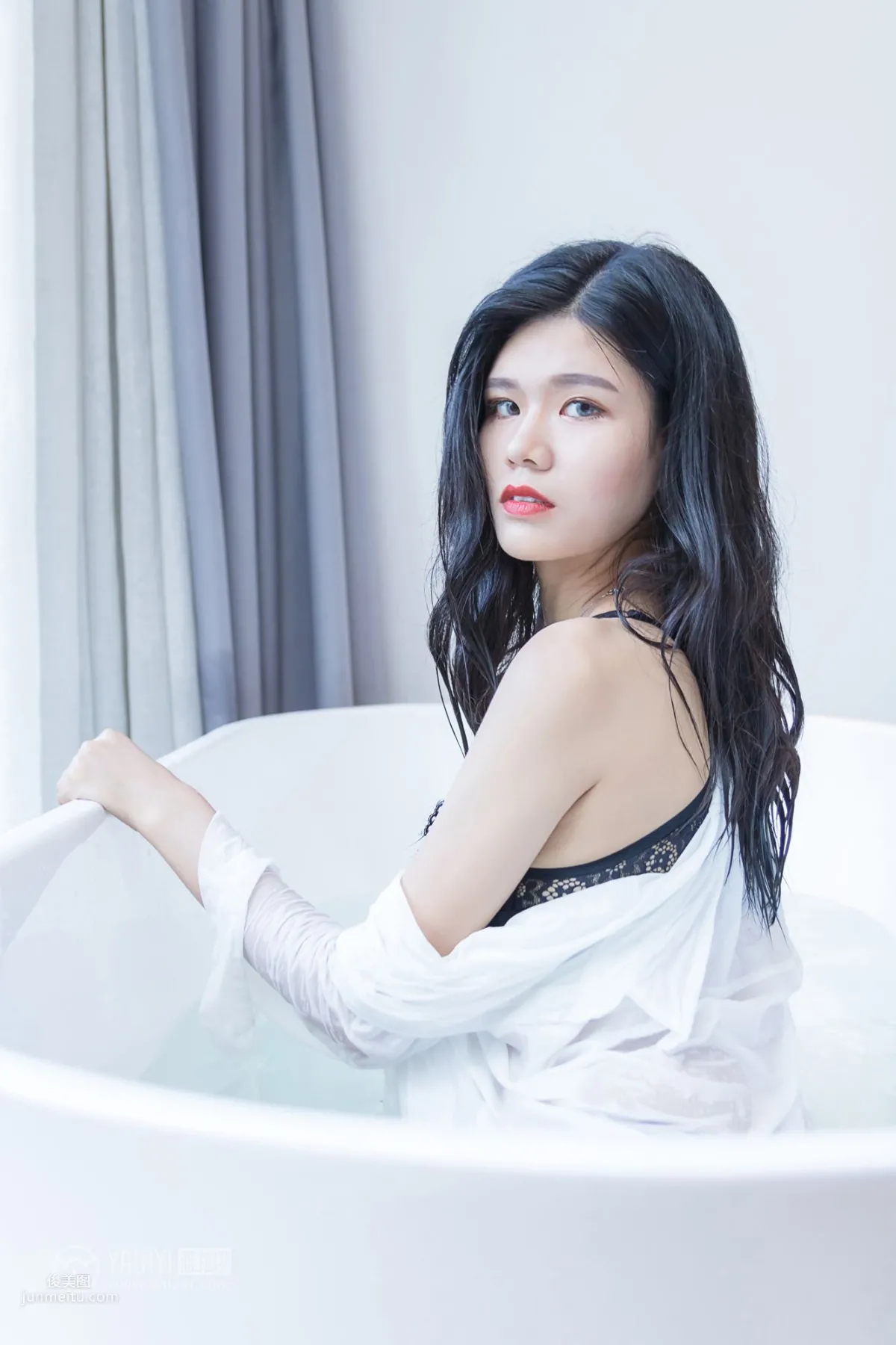 [YALAYI] 2018.11.30 No.134 Playing in Water Bathroom Xiao Hui photo 10