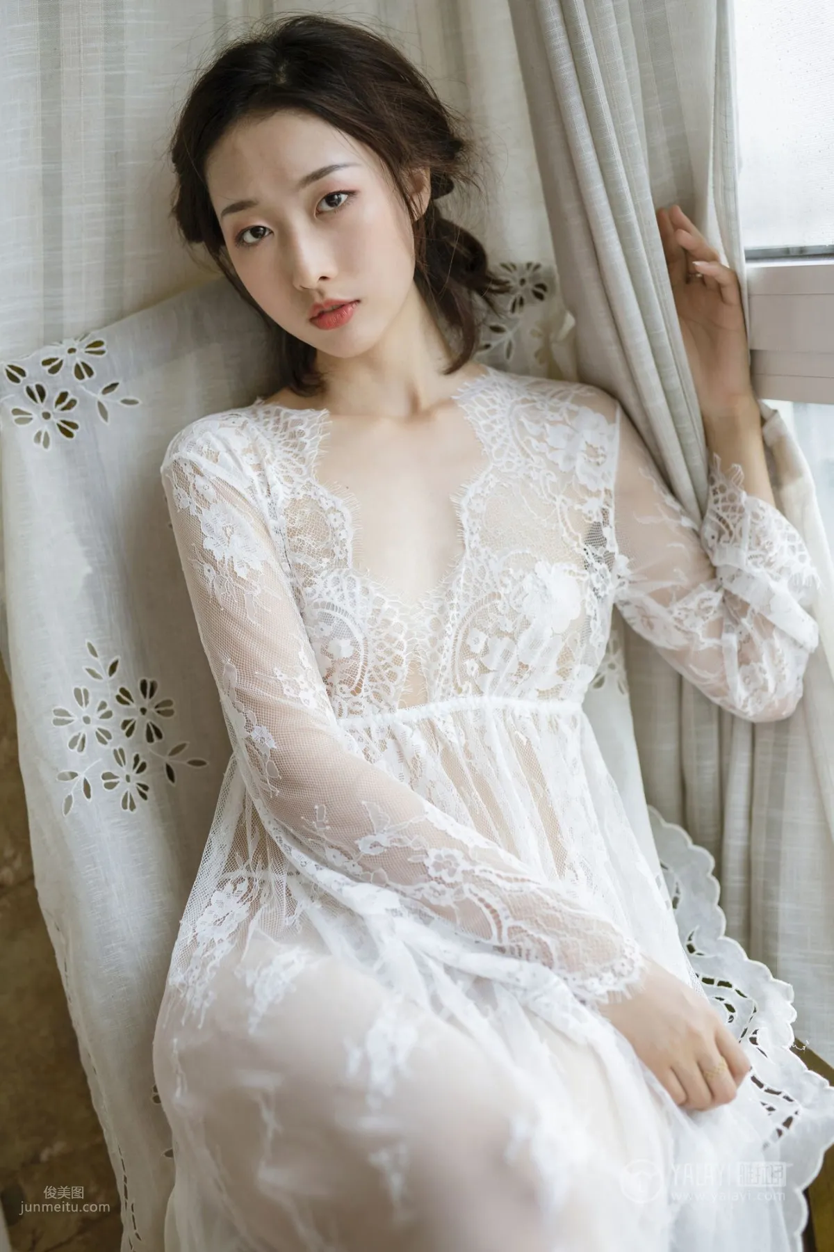 [YALAYI雅拉伊] 2019.01.07 No.161 隐隐的柔情 佳佳 29