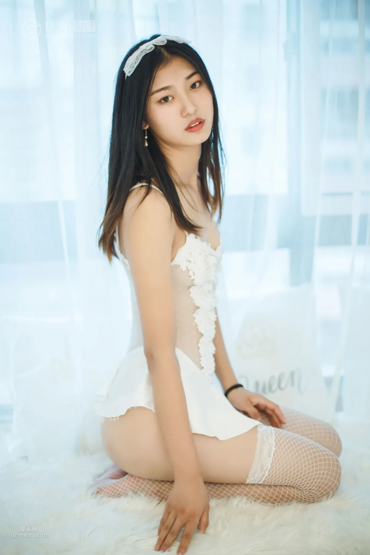 [YALAYI] 2018.11.16 No.124 Girl Next Door He Feng photo 8