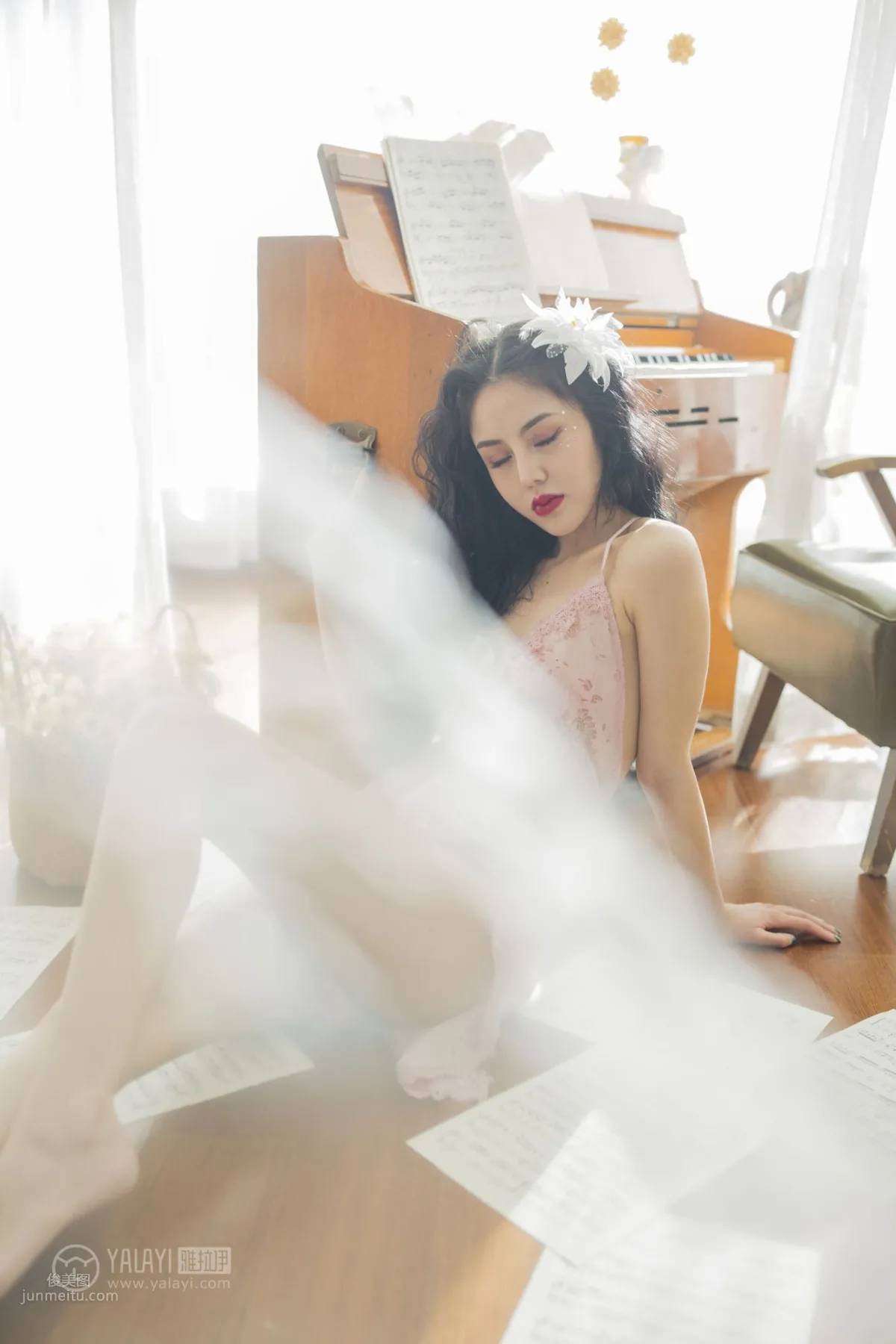 [YALAYI] 2018.12.24 No.150 Orange Warm Sunflower, Liang Er photo 16