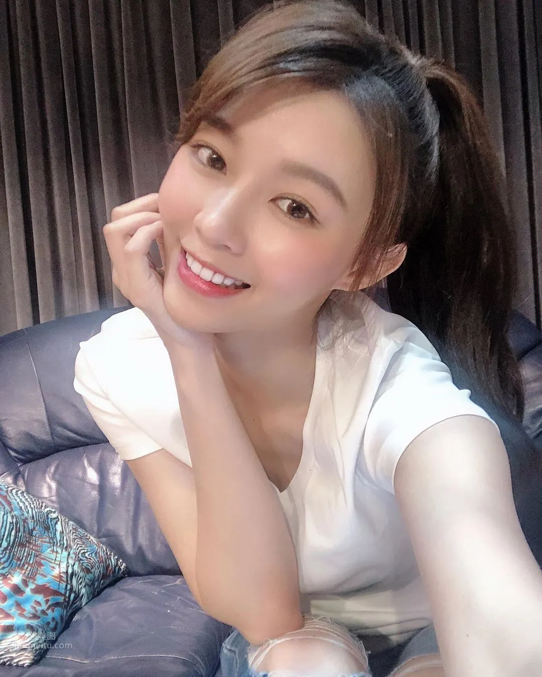 Yuri Chen: LamiGirls photo 15