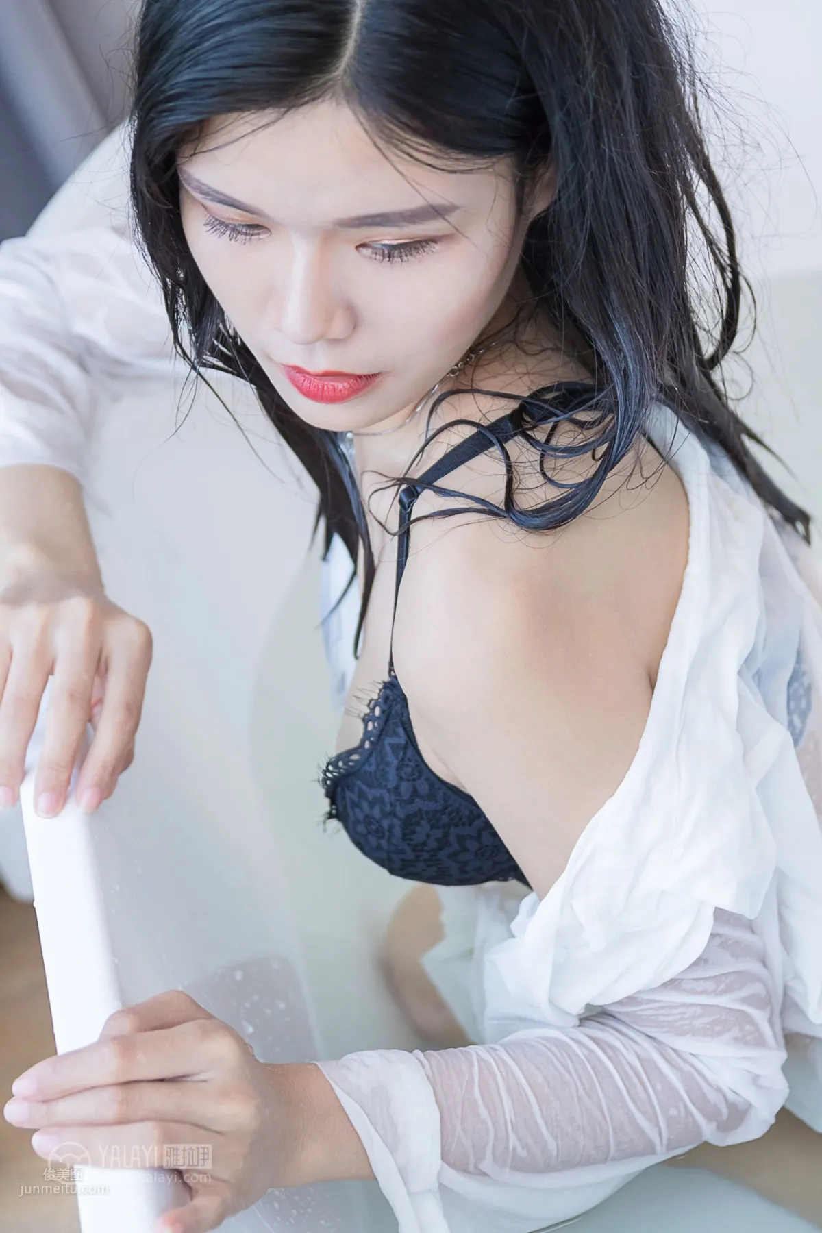 [YALAYI] 2018.11.30 No.134 Playing in Water Bathroom Xiao Hui photo 15