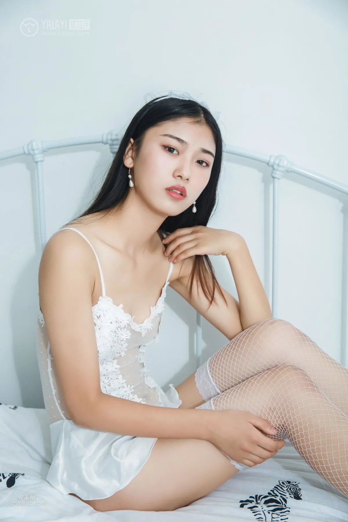 [YALAYI] 2018.11.16 No.124 Girl Next Door He Feng photo 35