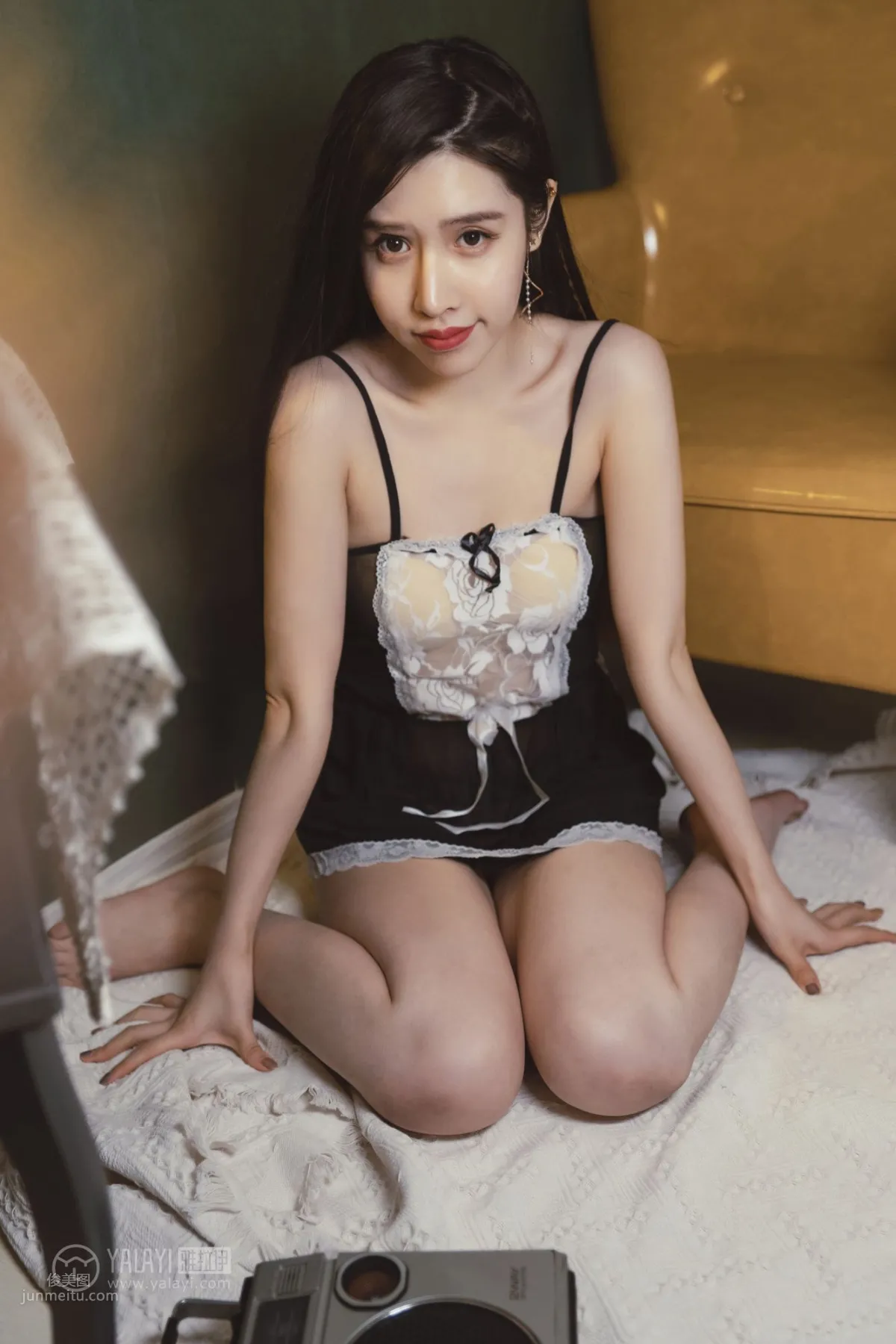 [YALAYI雅拉伊] 2018.12.13 No.143 黑咖啡 穎瑩 18
