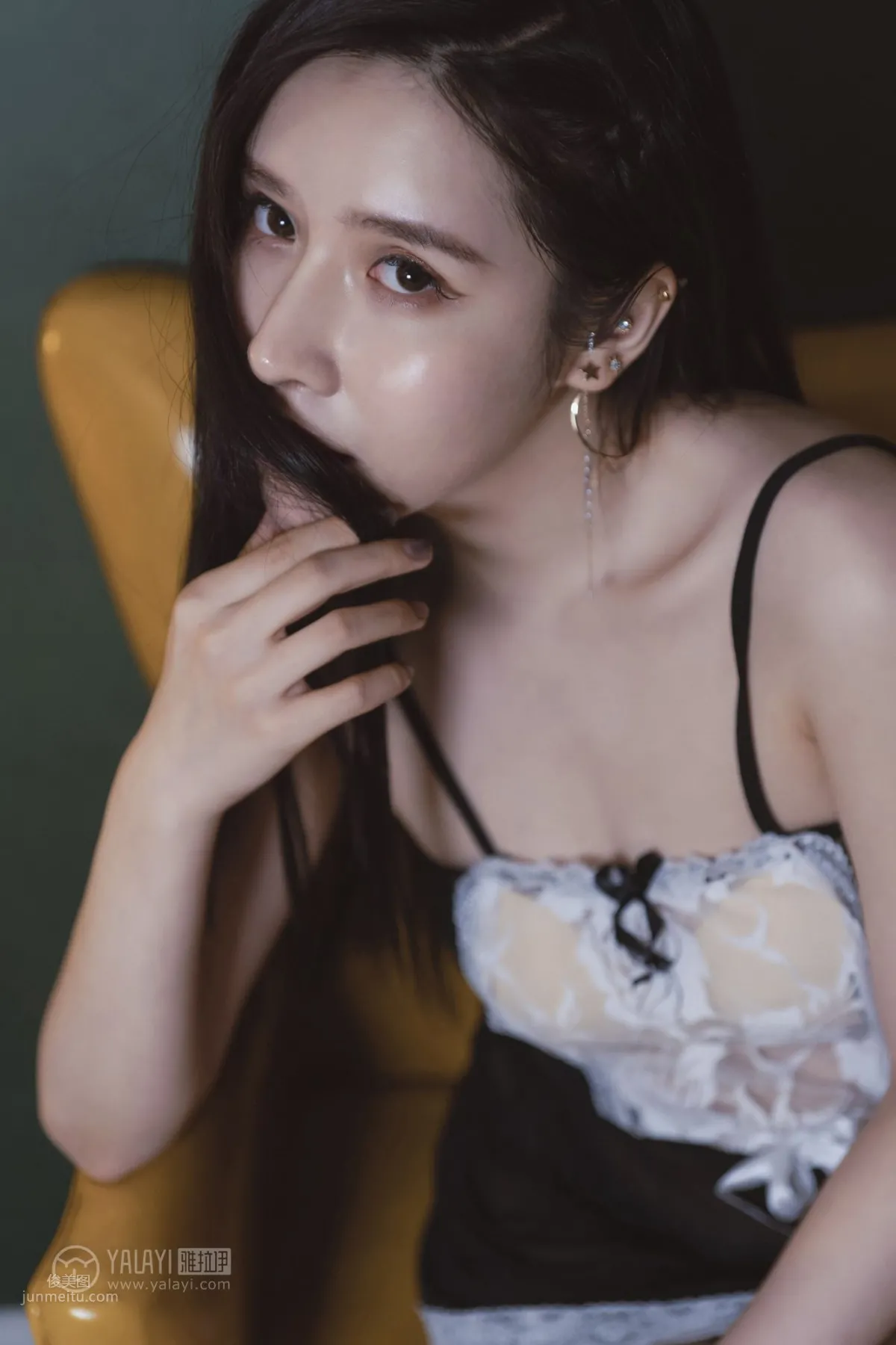 [YALAYI雅拉伊] 2018.12.13 No.143 黑咖啡 穎瑩 31