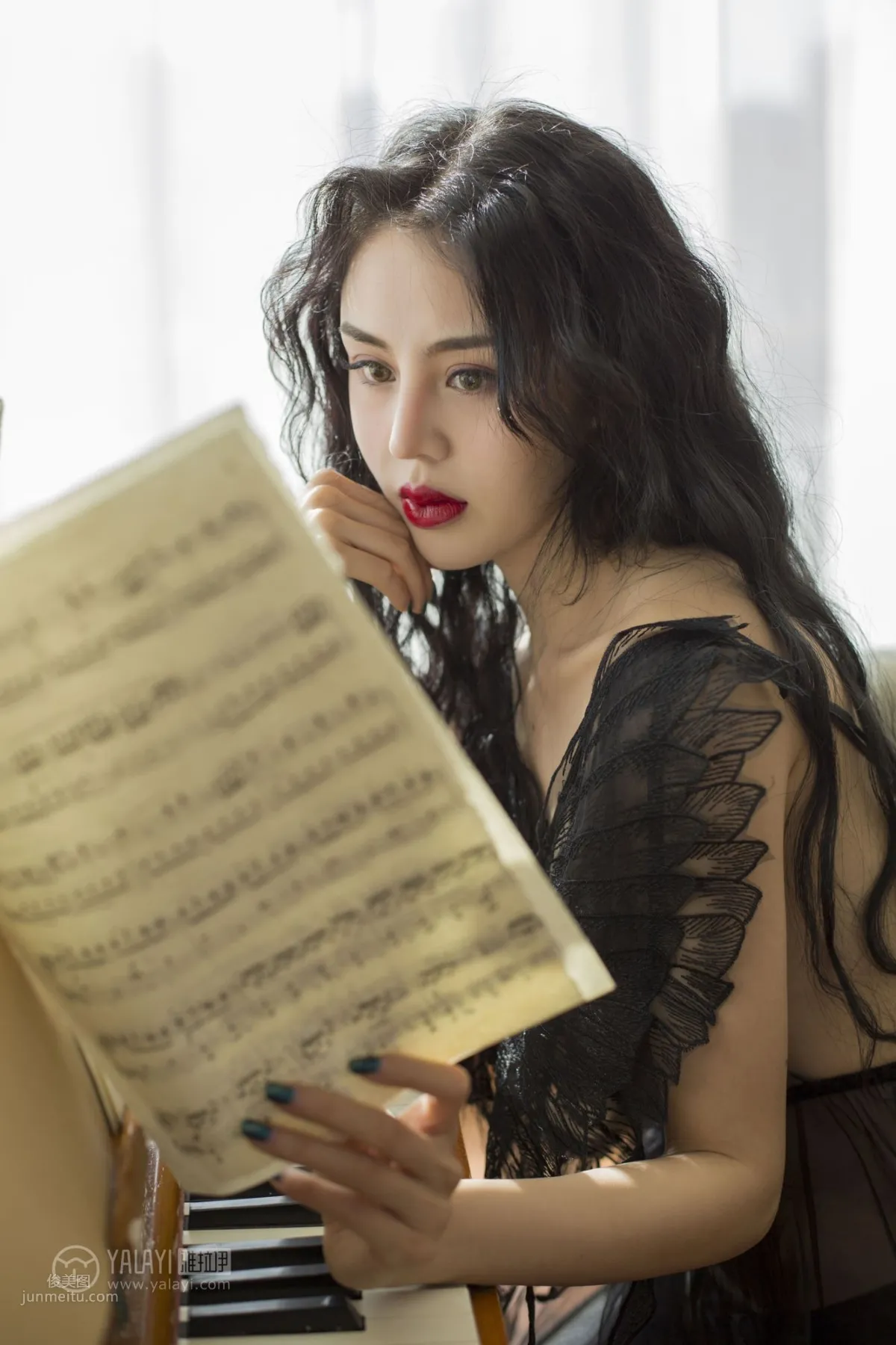 [YALAYI] 2019.01.01 No.157 Fairy Tale, Liang Er photo 25