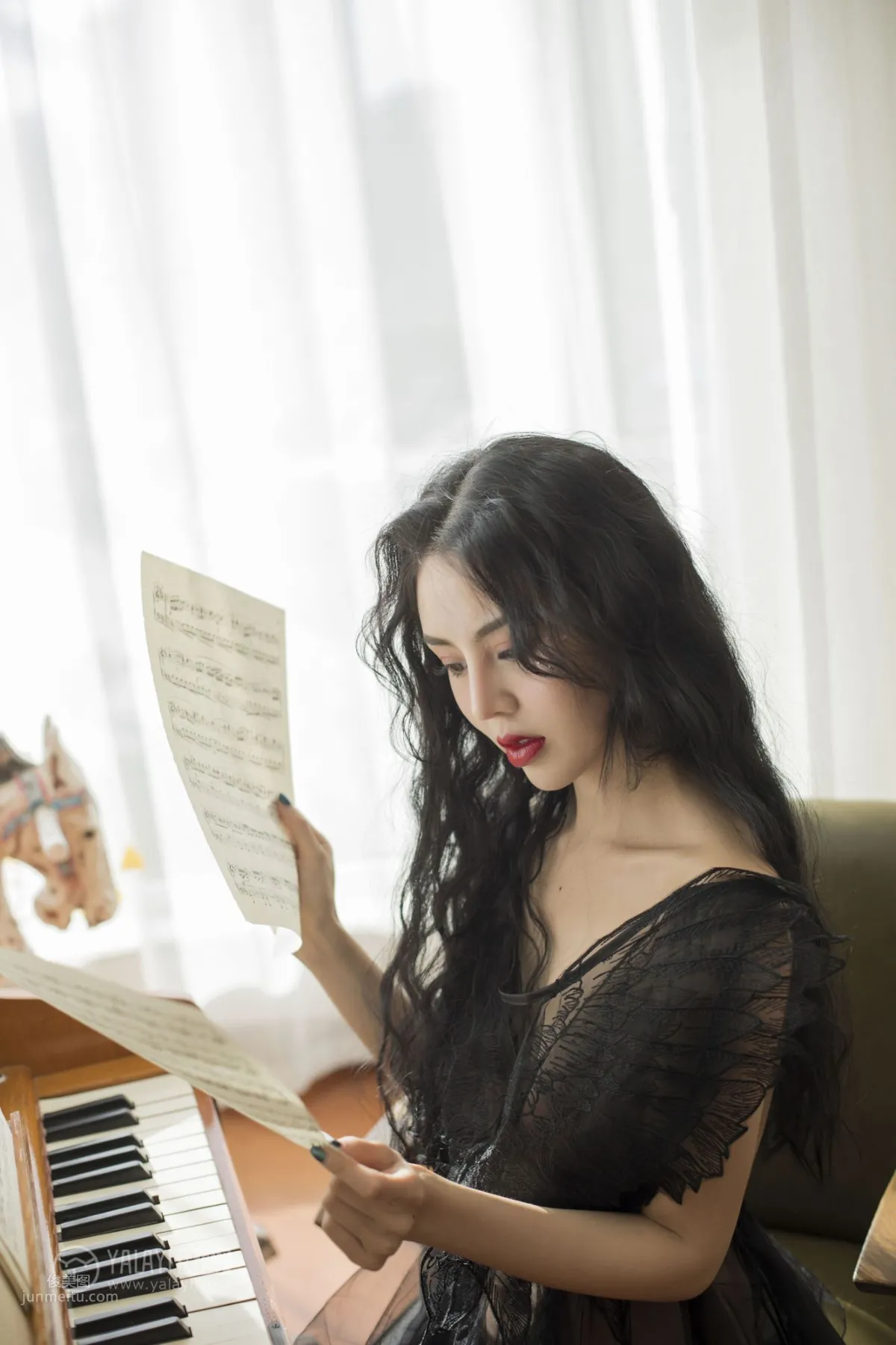 [YALAYI] 2019.01.01 No.157 Fairy Tale, Liang Er photo 62