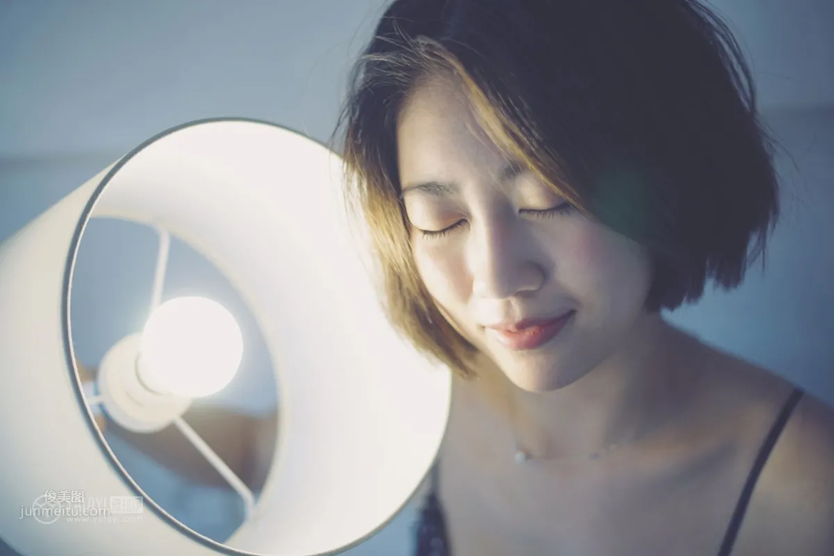 [YALAYI雅拉伊] 2019.02.21 No.087 燈暖衣輕 肖蕭 14