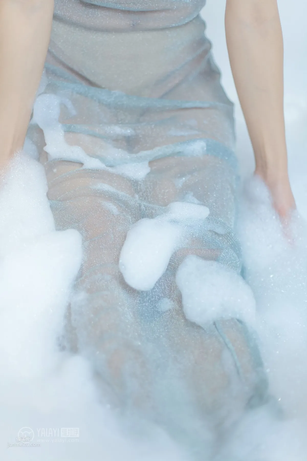 [YALAYI] 2018.12.14 No.144 Wet in Bath, Nothing on, Yan Ran photo 17