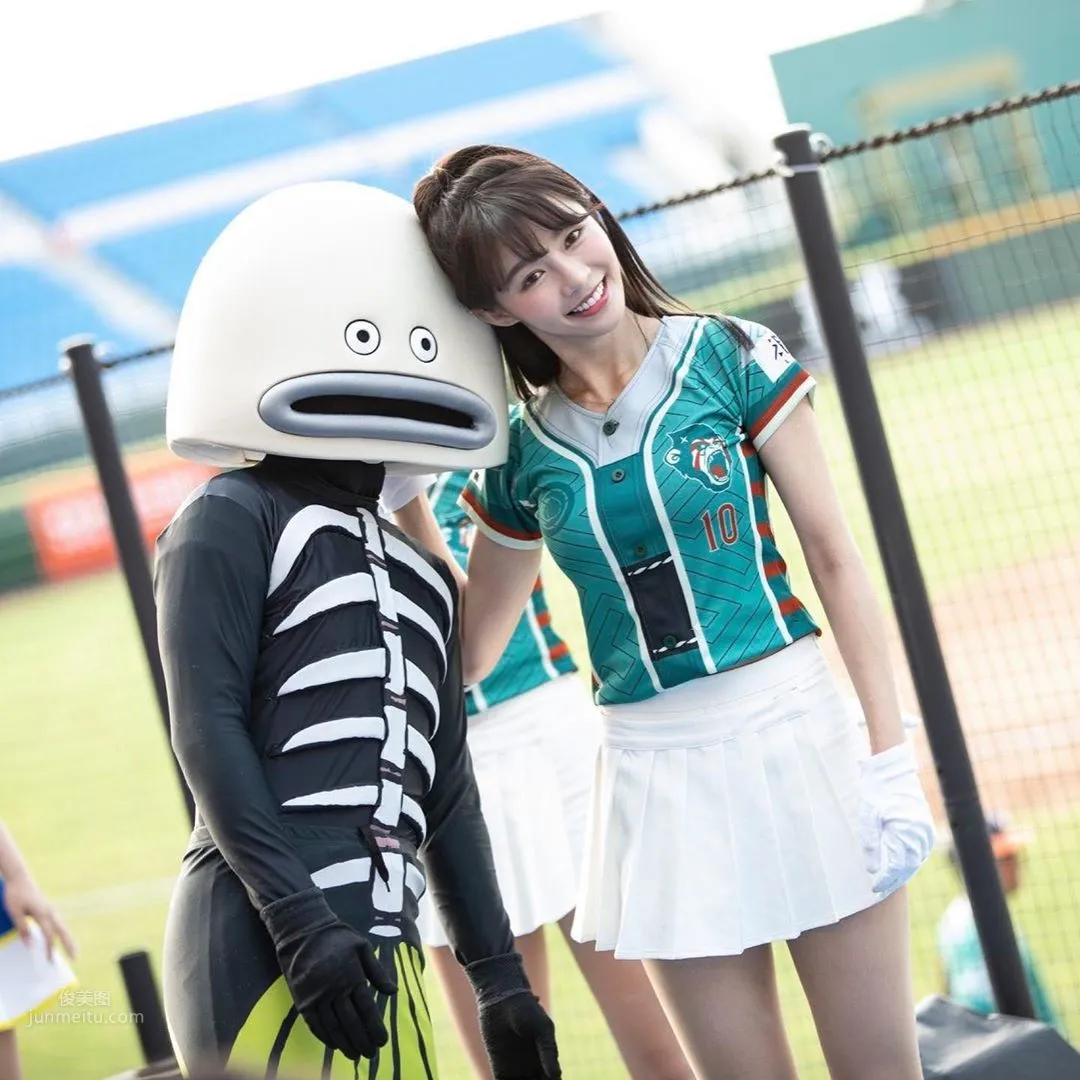 Yuri Chen: LamiGirls photo 21