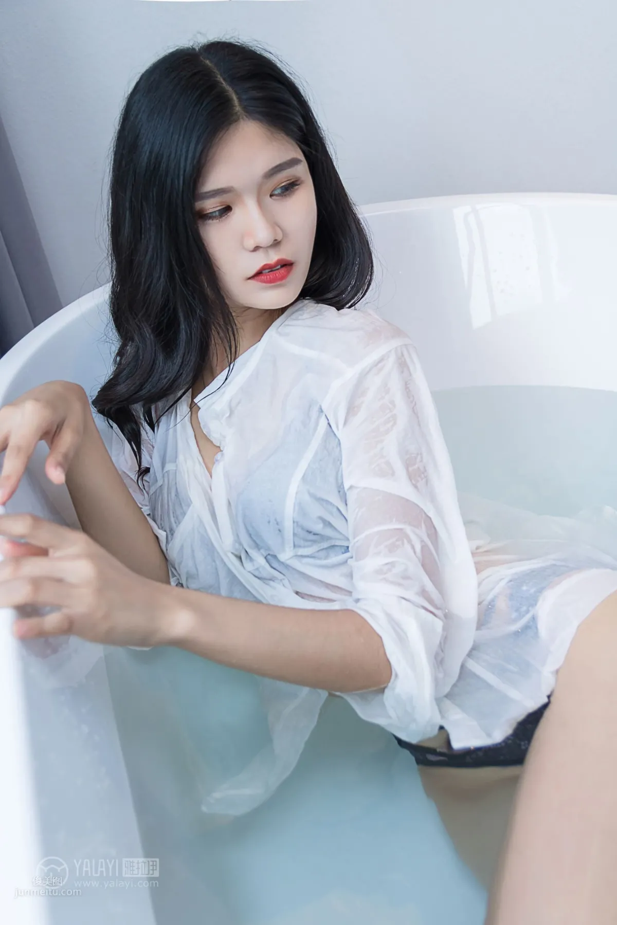 [YALAYI] 2018.11.30 No.134 Playing in Water Bathroom Xiao Hui photo 5