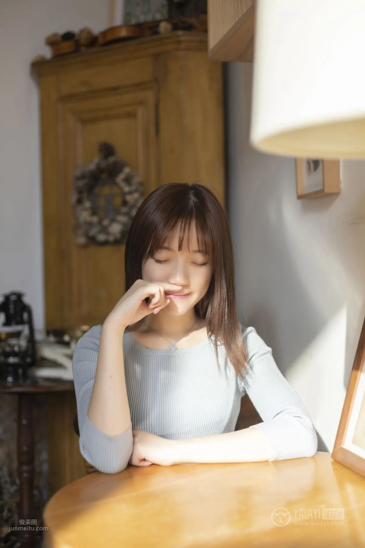[YALAYI] 2019.04.19 No.249 Watching You Play Liu Kaixin photo 5