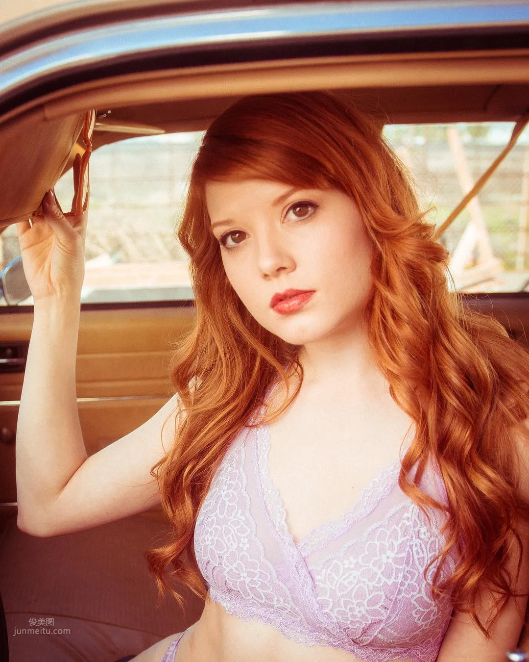 Amber Rose McConnell- 异国美女摄影师_16