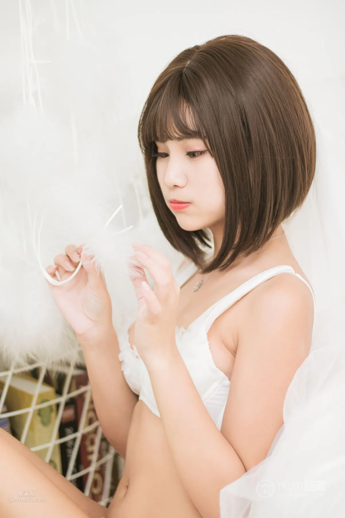 [YALAYI] 2019.04.09 Vol.289 White Feather Beauty photo 12