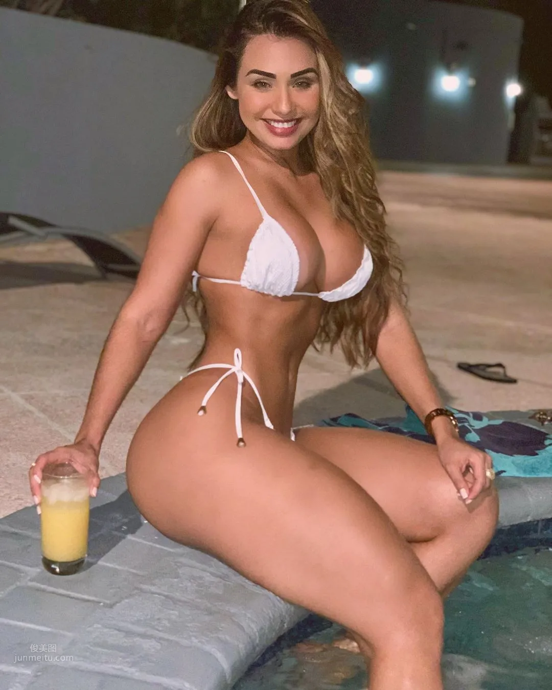 巴西社交名人Bella Araujo_7