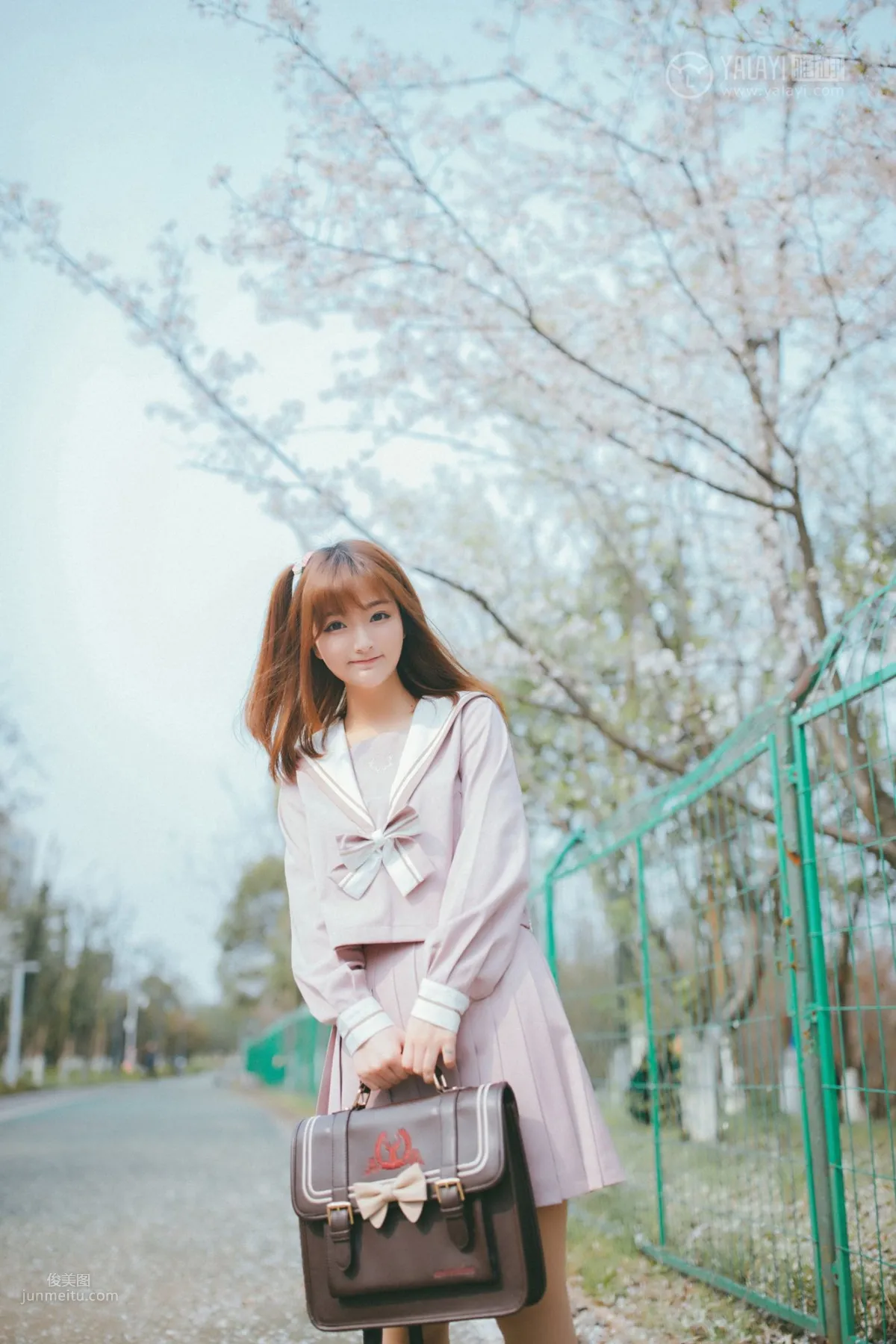 [YALAYI雅拉伊] 2019.04.15 No.246 樱花樱花想见你 团团_11