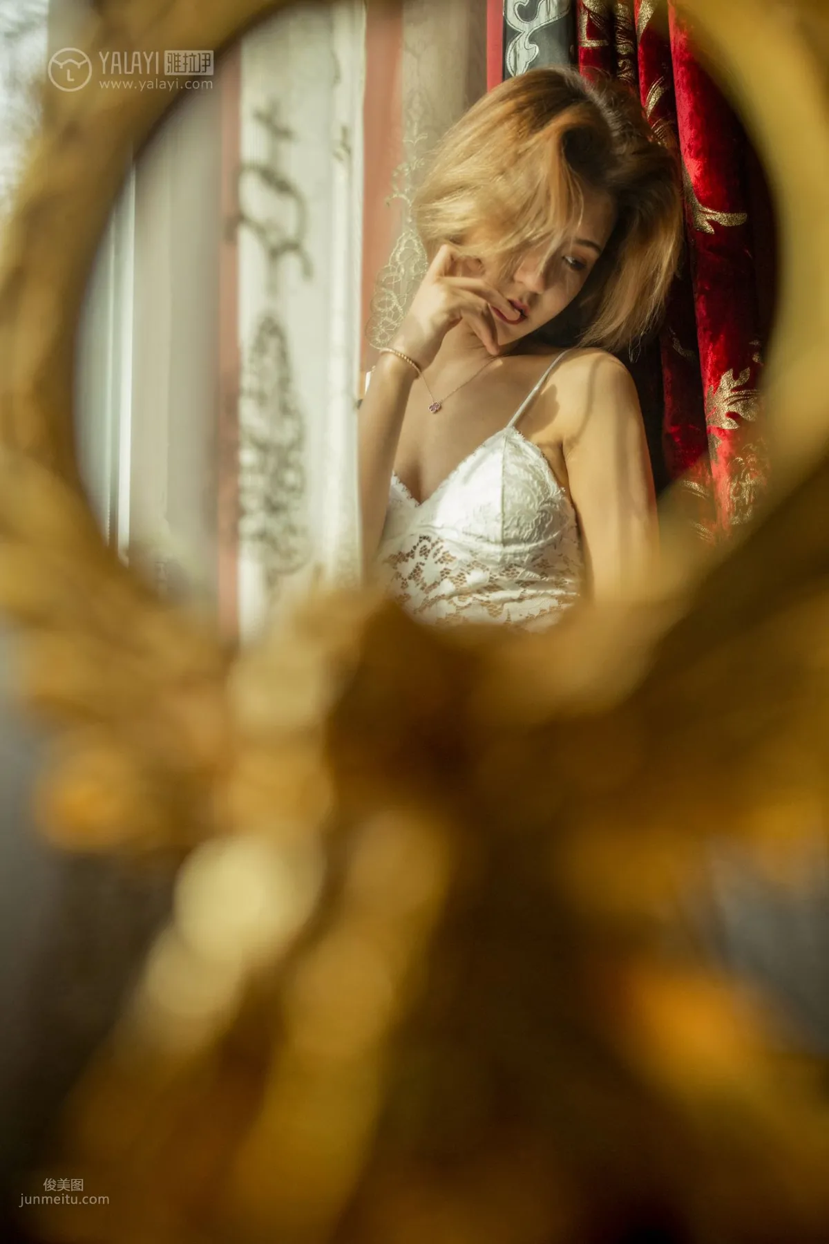 [YALAYI] 2019.06.06 No.300 A Smile Worth a Thousand Gold, Mi Qi photo 18