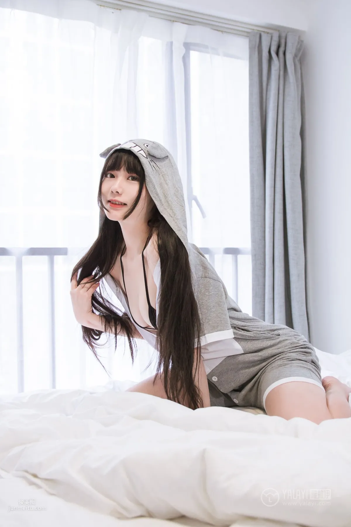 [YALAYI] 2019.03.02 No.201 Totoro Pajamas Xiao Liu photo 12