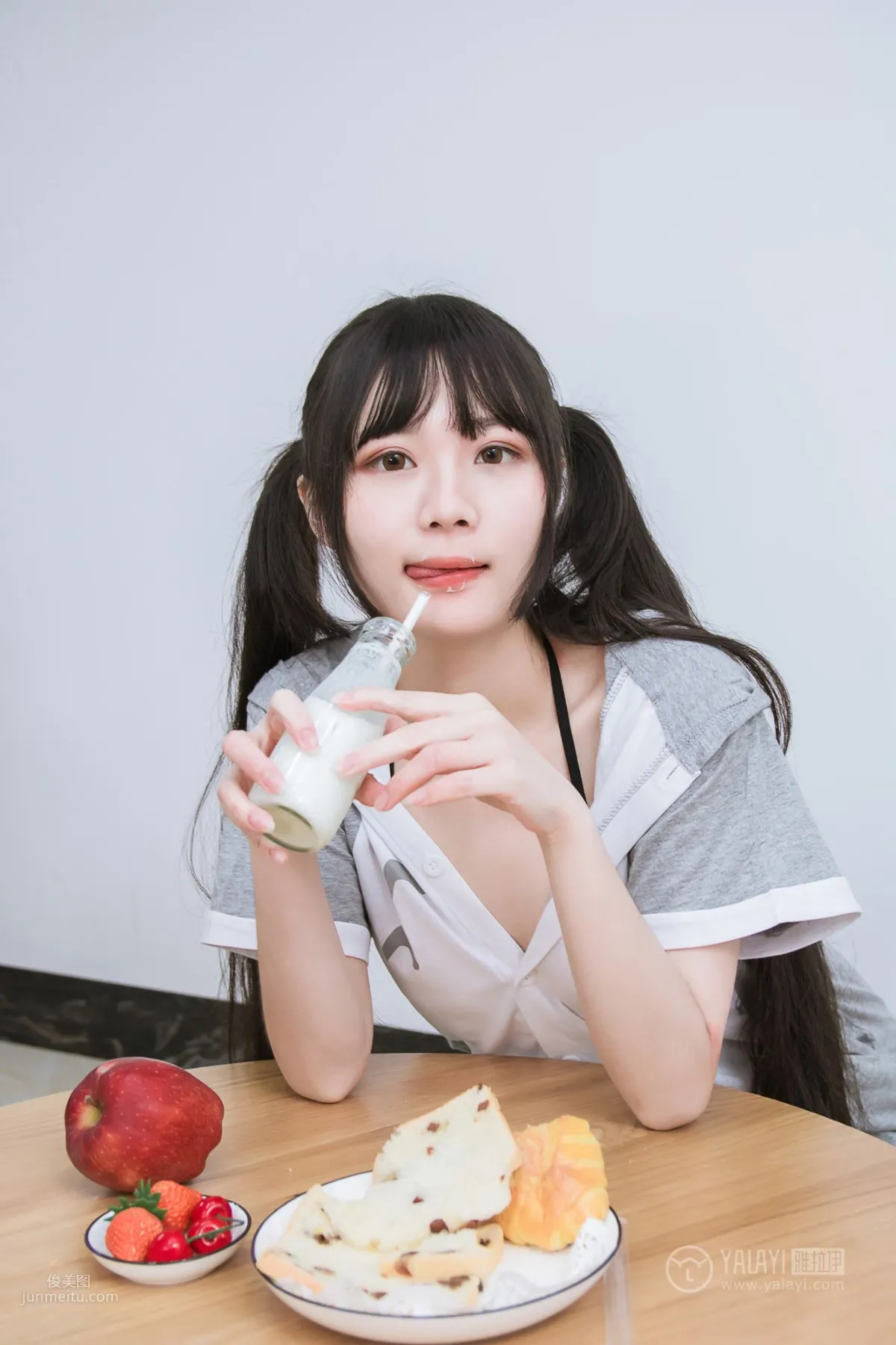 [YALAYI] 2019.03.02 No.201 Totoro Pajamas Xiao Liu photo 23