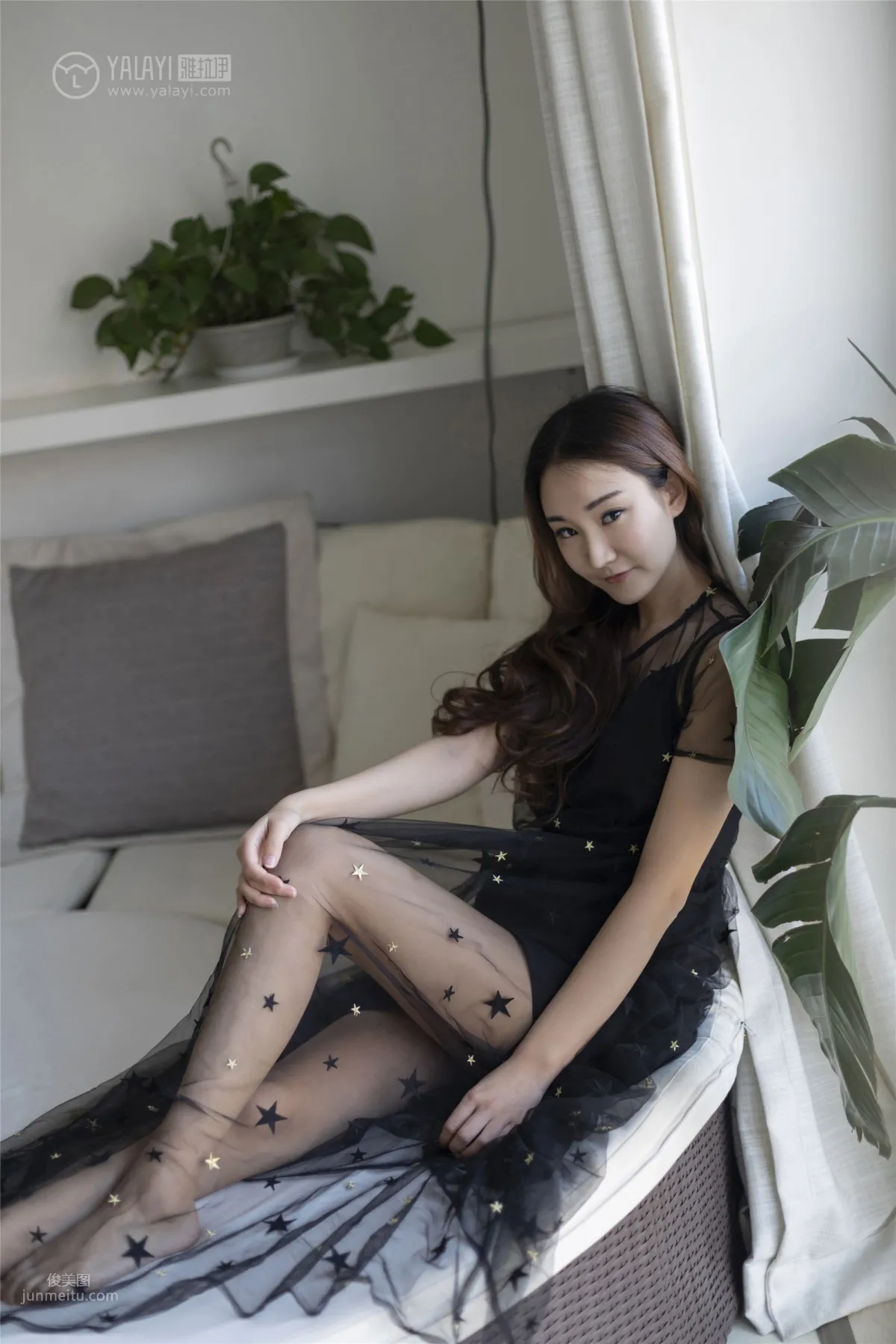YALAYI Vol. 220 photo 42