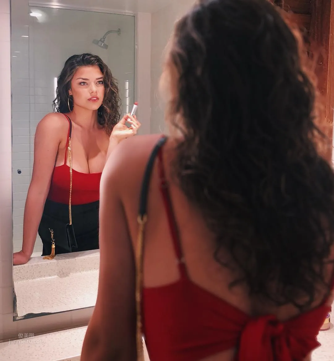 Lauren Searle, Australian Model Intellectual Beauty photo 7