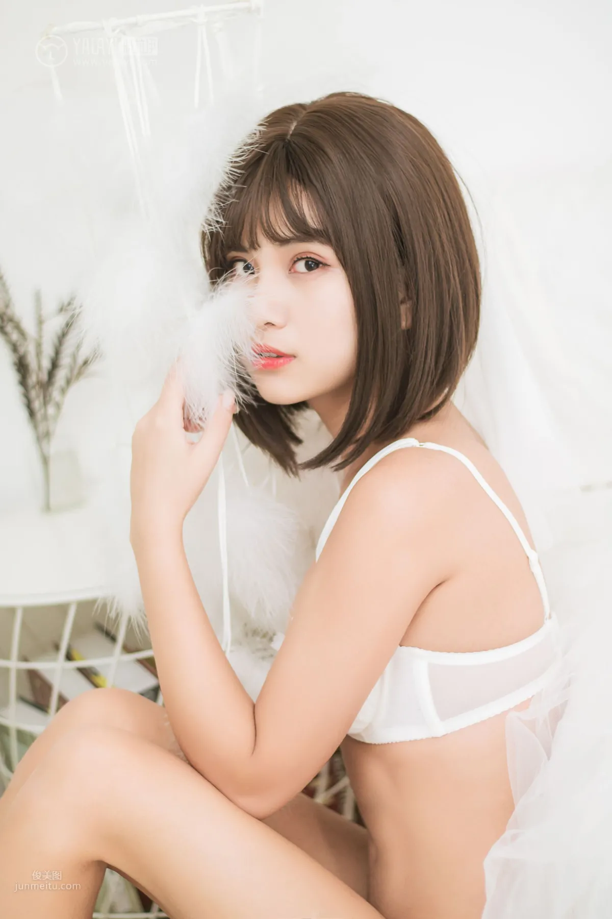 [YALAYI] 2019.04.09 Vol.289 White Feather Beauty photo 13