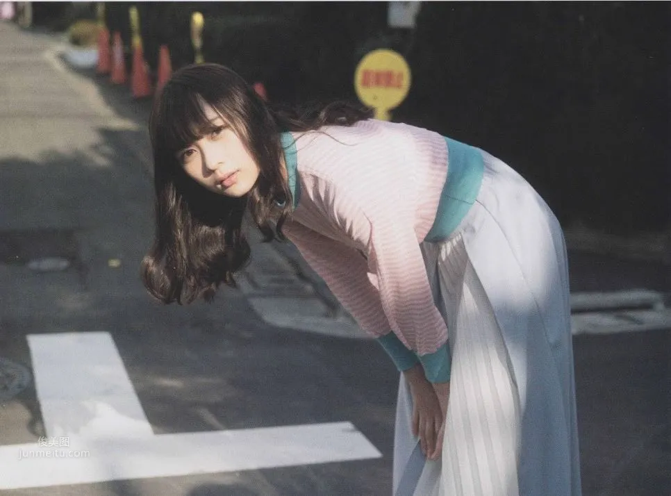 鈴木絢音- 2019年周刊雜志寫真合輯 23