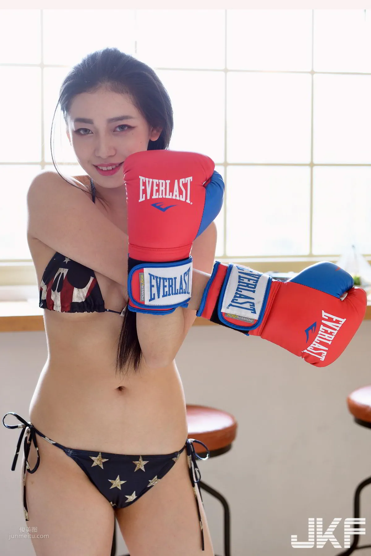 Xia Muguang's M-Leg and Split Cross Attack photo 49