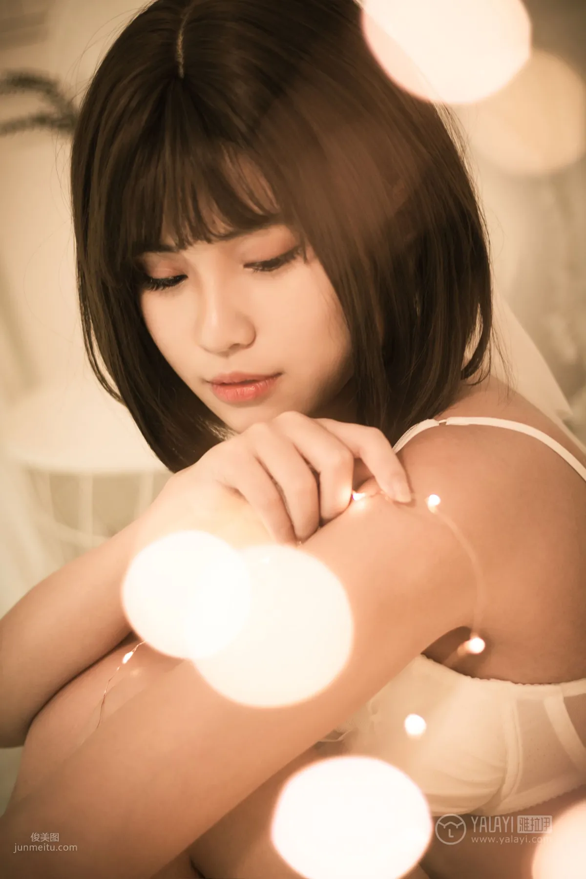 [YALAYI] 2019.04.09 Vol.289 White Feather Beauty photo 7