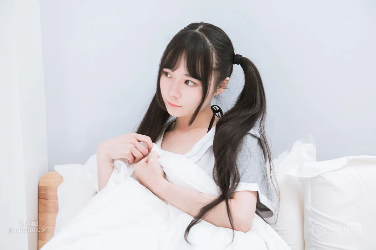 [YALAYI] 2019.03.02 No.201 Totoro Pajamas Xiao Liu photo 4