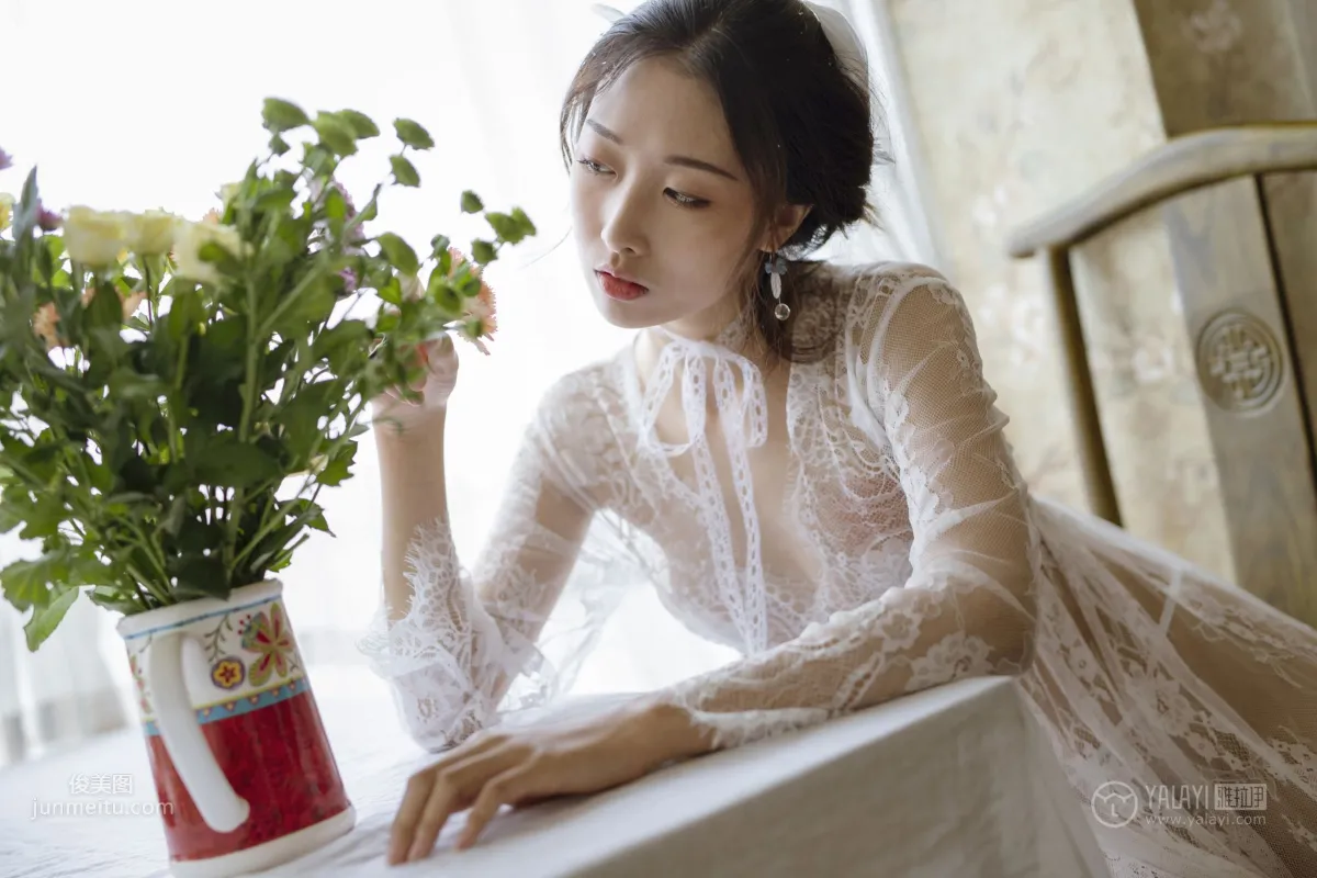 [YALAYI雅拉伊] 2019.08.9 No.161 隐隐的柔情 佳佳 21