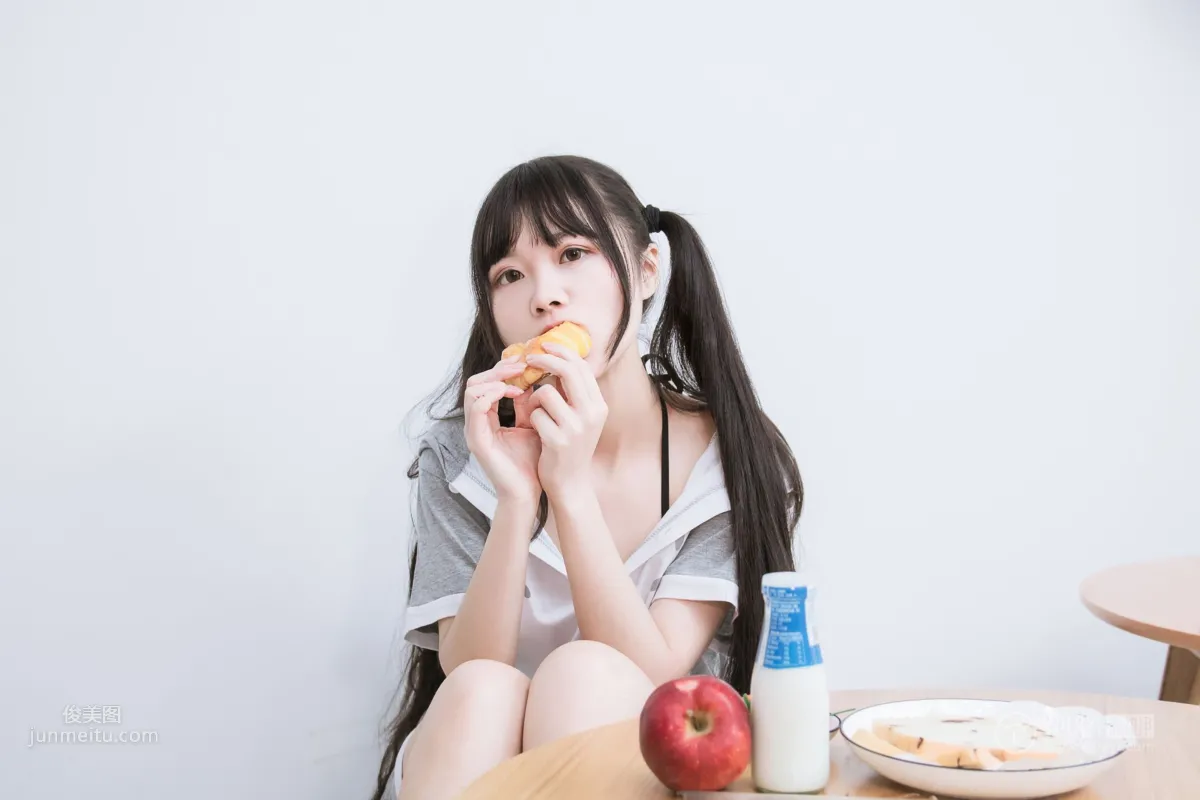 [YALAYI] 2019.03.02 No.201 Totoro Pajamas Xiao Liu photo 19