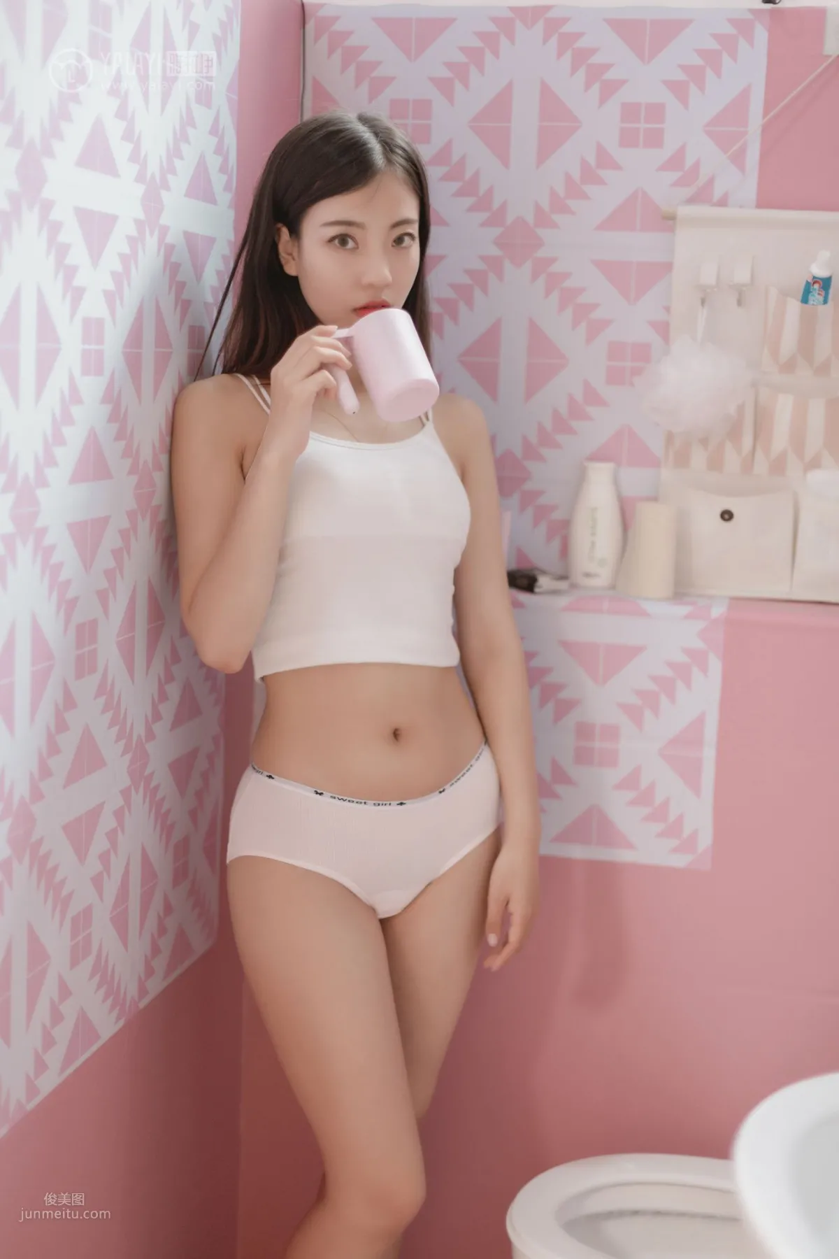 [YALAYI] 2019.07.03 Vol.327 Pink Love Season Gao Ruotong photo 32
