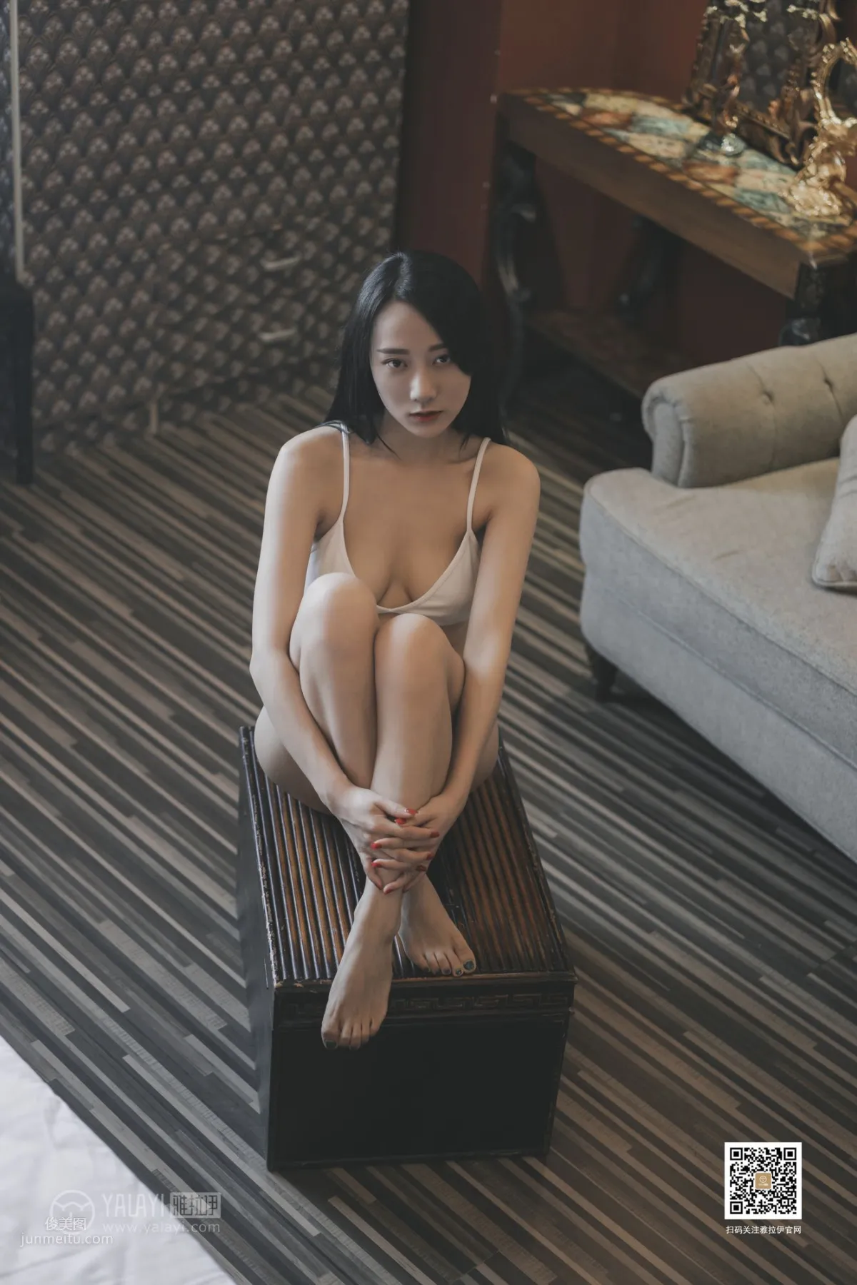 [YALAYI雅拉伊] 2019.08.08 Vol.363 女白領的私房照 何嘉穎 41