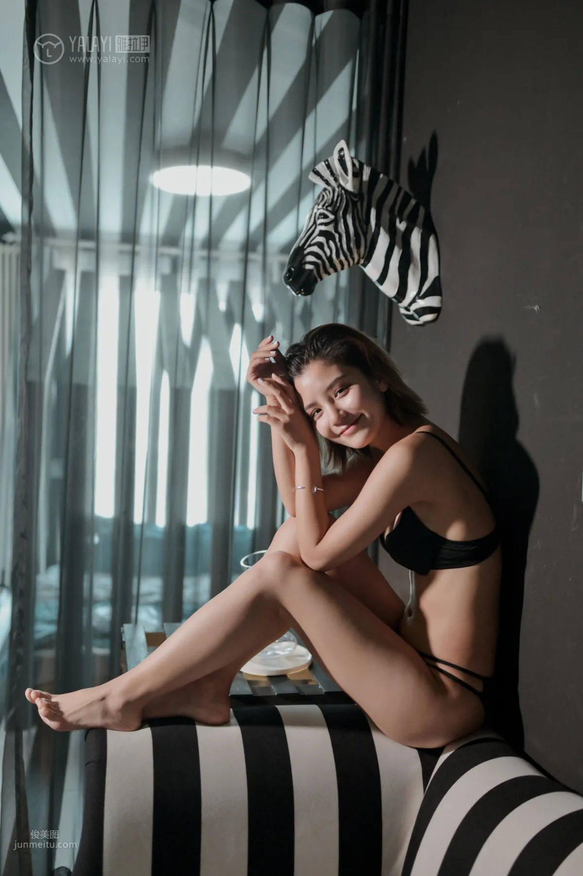 [YALAYI] 2019.08.03 No.358 Peninsula Iron Box Mi Qi photo 20